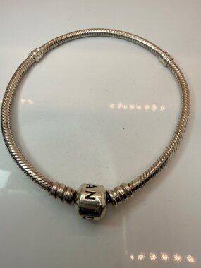 Pandora Moments Sterling Silver Barrel Clasp Snake Chain Bracelet 8” 590702